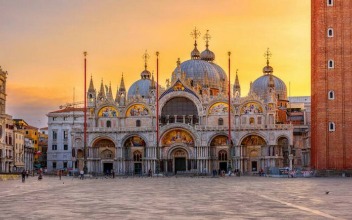 Top 10 Attractions to Visit in Venice
