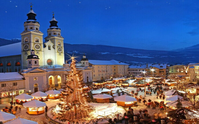 10 Must-See Christmas Villages in Italy