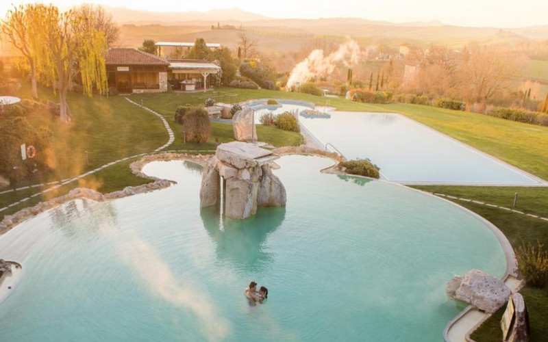 Pool In Italy A Guide to Italy’s Most Stunning Infinity Pools with Unbeatable Views ...