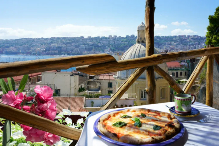 Restaurants in Naples