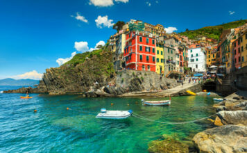 Manarola (Italy): The Complete Travel Guide Manarola