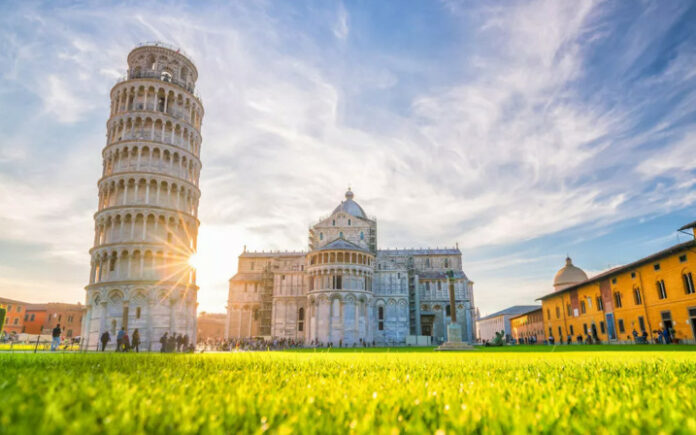 The Leaning Tower of Pisa – Italy’s Iconic Architectural Marvel The Leaning Tower of Pisa