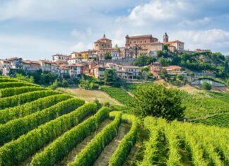 Top 10 Best Wine Villages in Italy